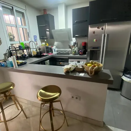 Privada En Un Duplex ホームステイ セビリア
